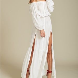 off-shoulder white maxi 💫